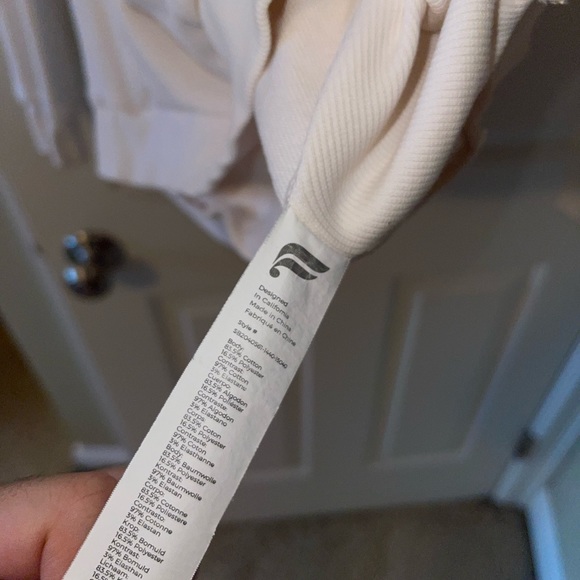 Fabletics Men White Sweater Shirt Large - Picture 2 of 3